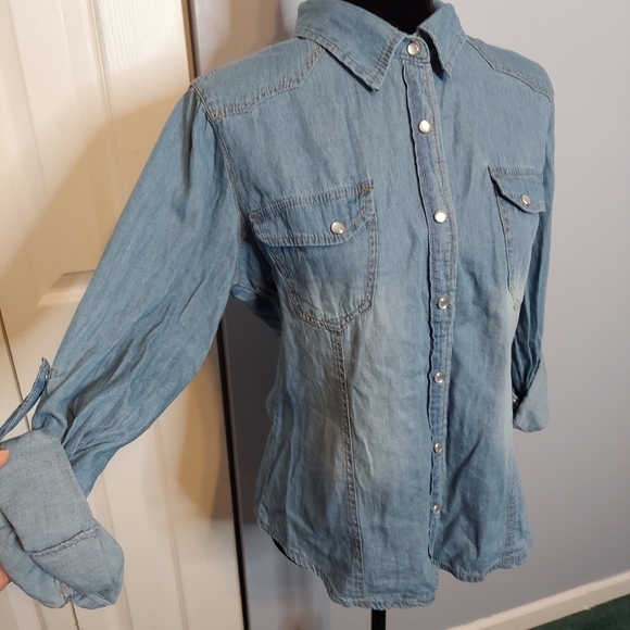 New Look Button-Down Top NWT Size Large - Picture 2 of 10